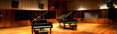 piano-music-studio-playing-room-header